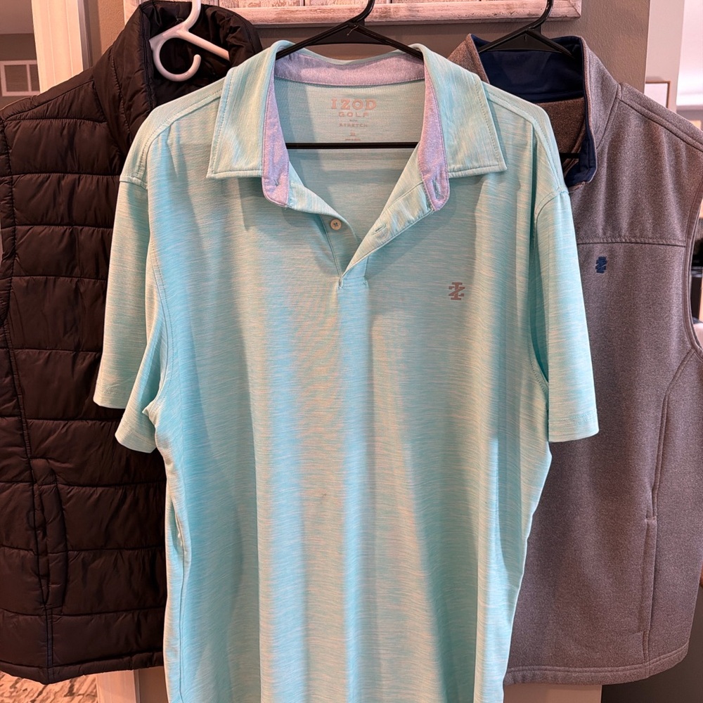 Izod Men’s Aqua Heather Polo with Subtle Logo